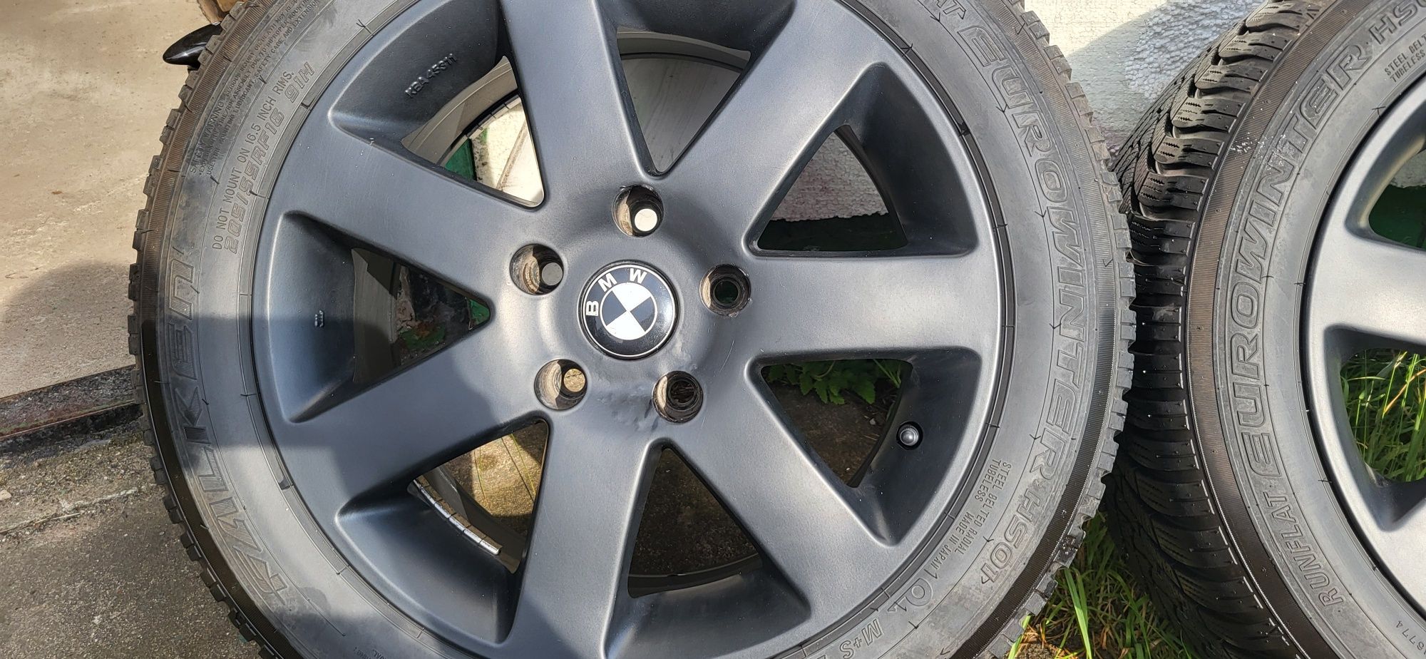 Koła bmw felgi aluminiowe proszkowo malowane,opony zimowe runflat