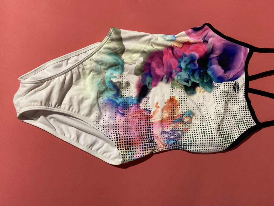 Купальник arena, 38-40 евро