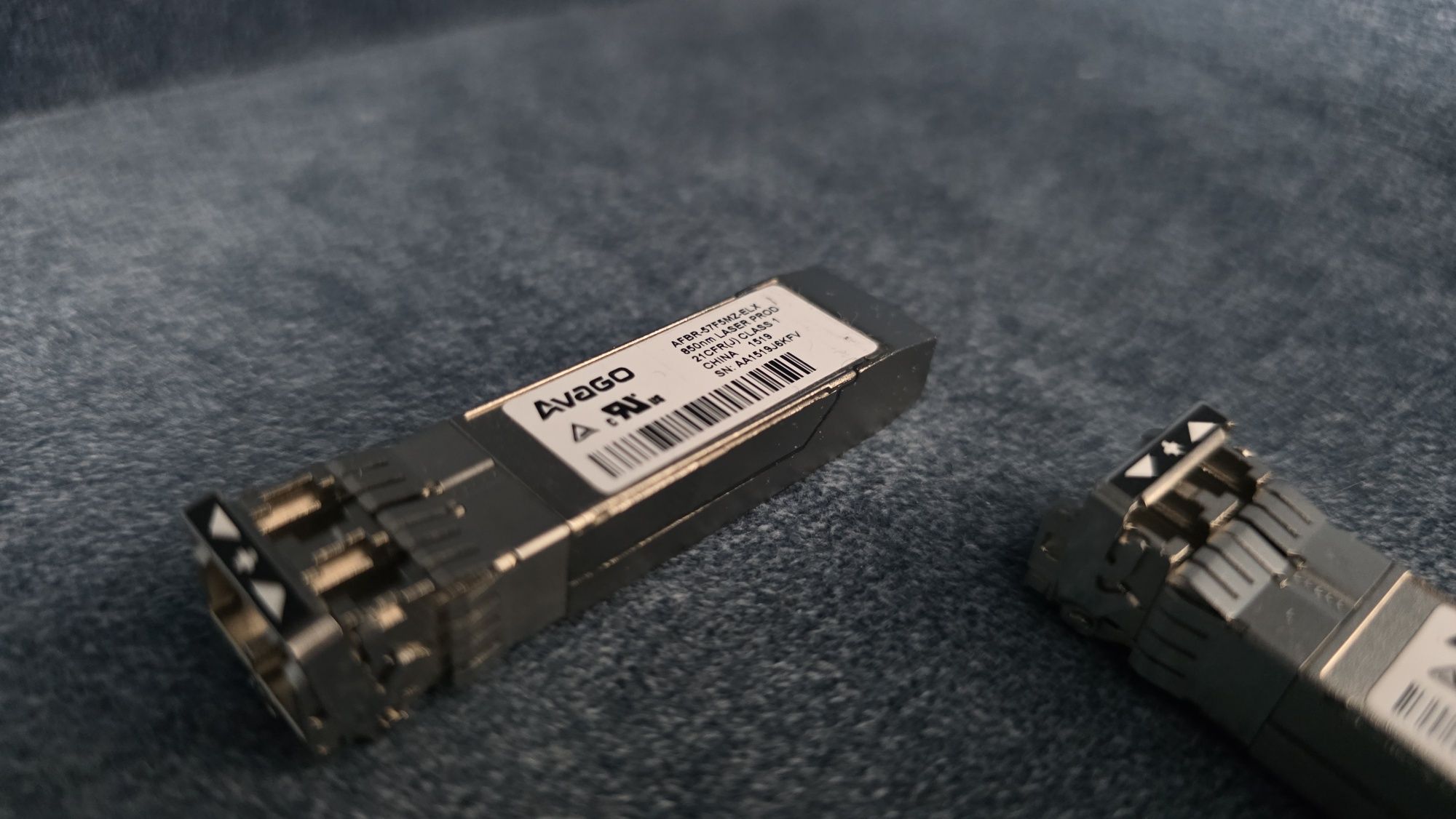 IBM Avago 16Gb FC 850nm SFP+ Optical Trans - AFBR-57F5MZ-ELX Wkładka