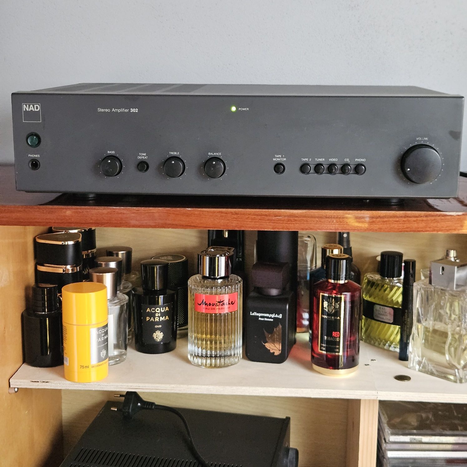 Wzmacniacz NAD 302 super stan