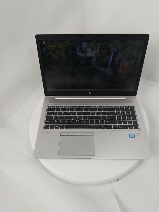 Idealny Laptop 15,6" i5-8365u, HP Elitebook, 16 GB,SSD,Win 11,USDT