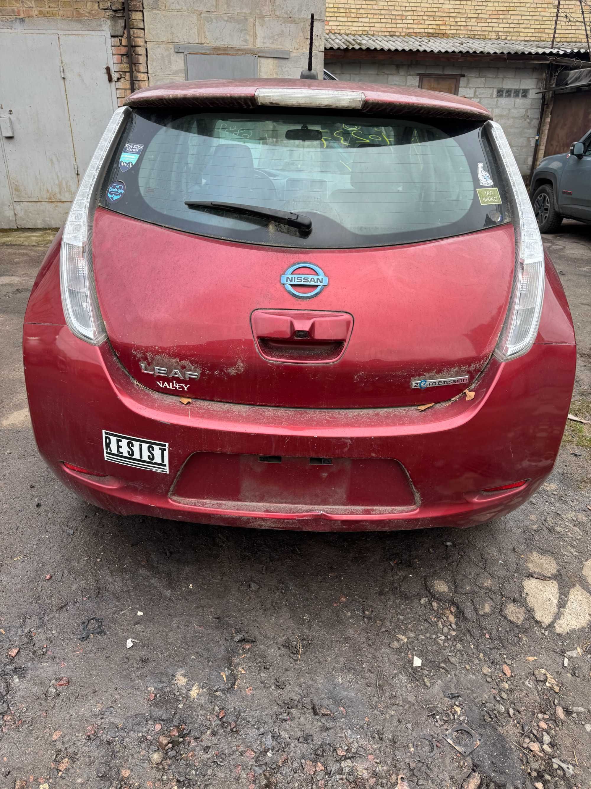 Nissan Leaf Кришка Багажника Ніссан ліф ляда