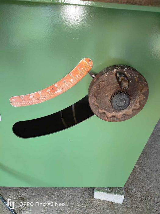 Piła formatowa z podcinakiem