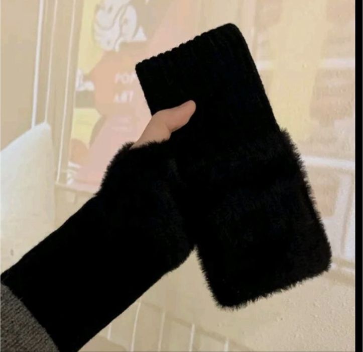 Рукавички  перчатки з відкритими пальцями