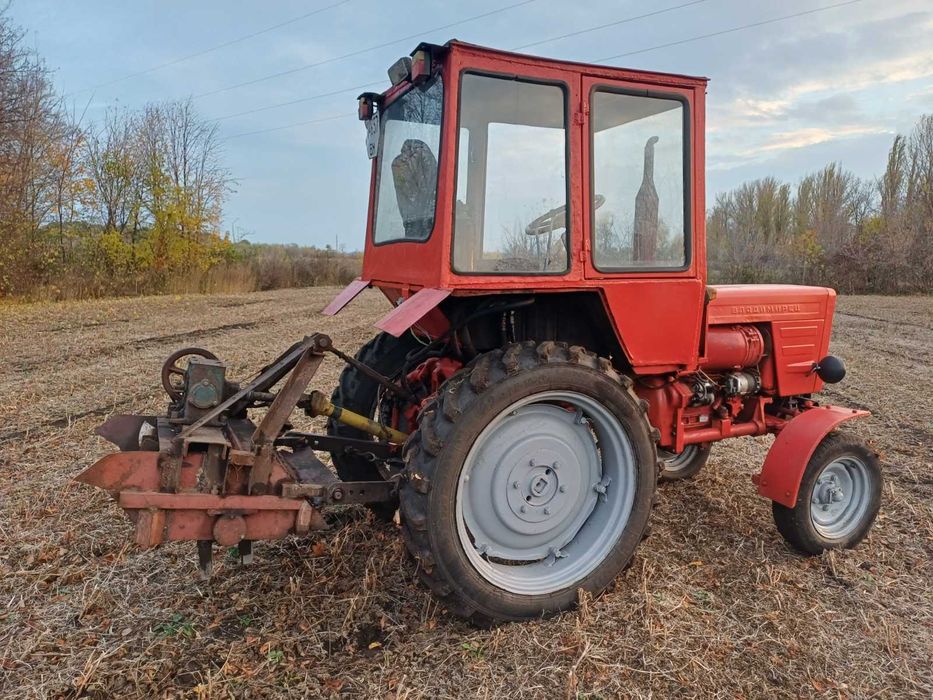 Продам трактор т-25