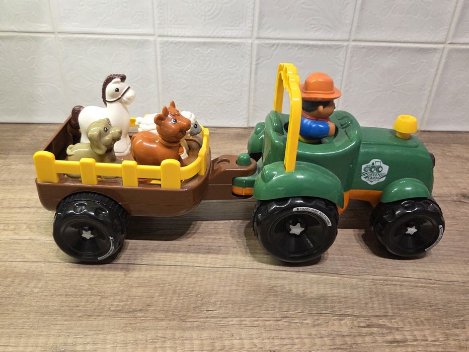 REZERWACJA - Interaktywny grający traktor