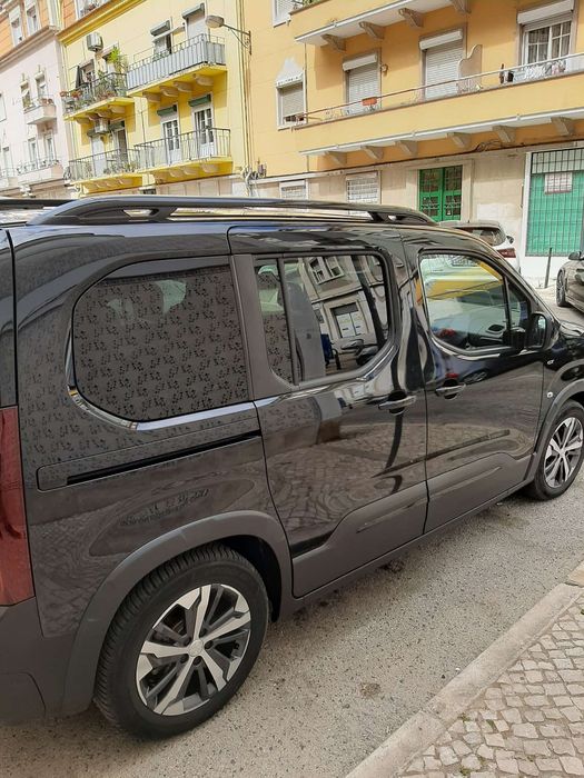 2023 E-Rifter 100% elétrico 7 lugares impecável