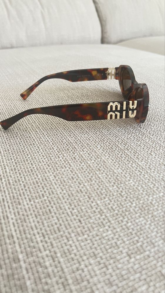 Oculos de sol miu miu retro eye