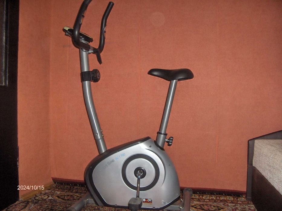 Rower stacjonarny magnetyczny