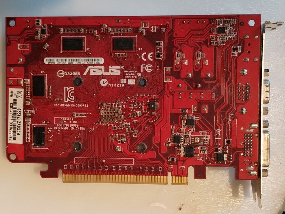 Não dá imagem-Asus HD6670 1GB DDR5 avariada