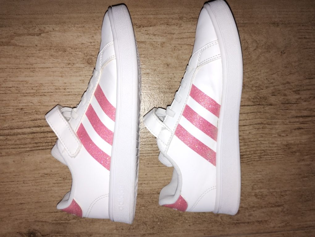 Adidas Grand Court 35 dziewczęce trampki damskie na gumki rzep