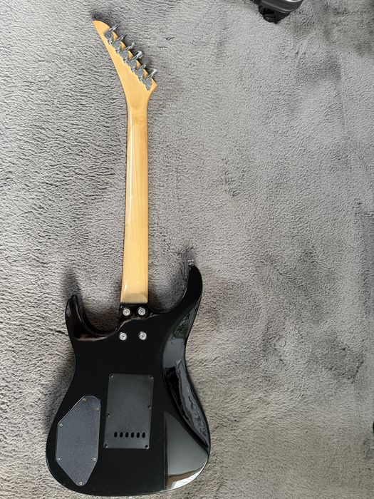 Mayones gitara elektryczna