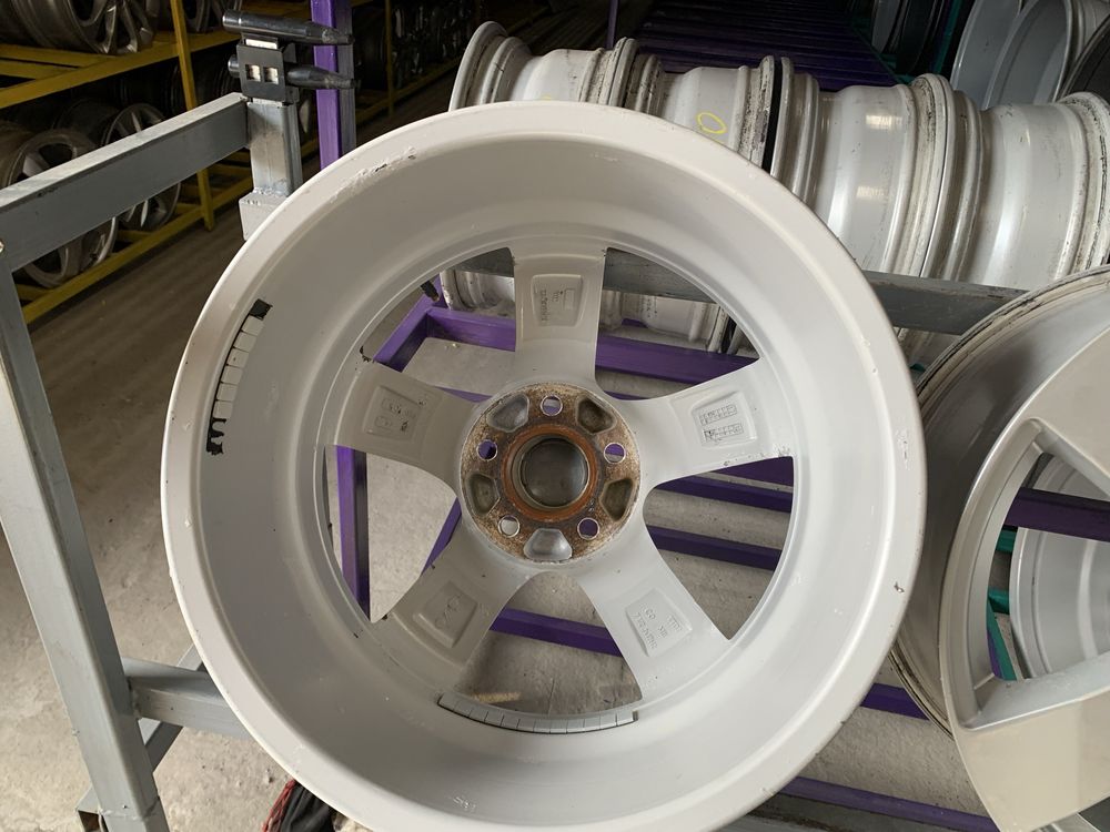 Диски Dezent 5/108 R17 7,5J ET48.