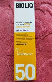 Bioliq SPF50 - mineralna emulsja ochronna do twarzy i ciała SPF50