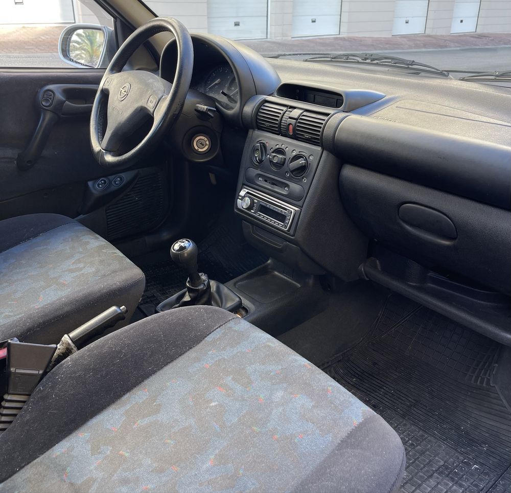 Opel Corsa 1.2 16v