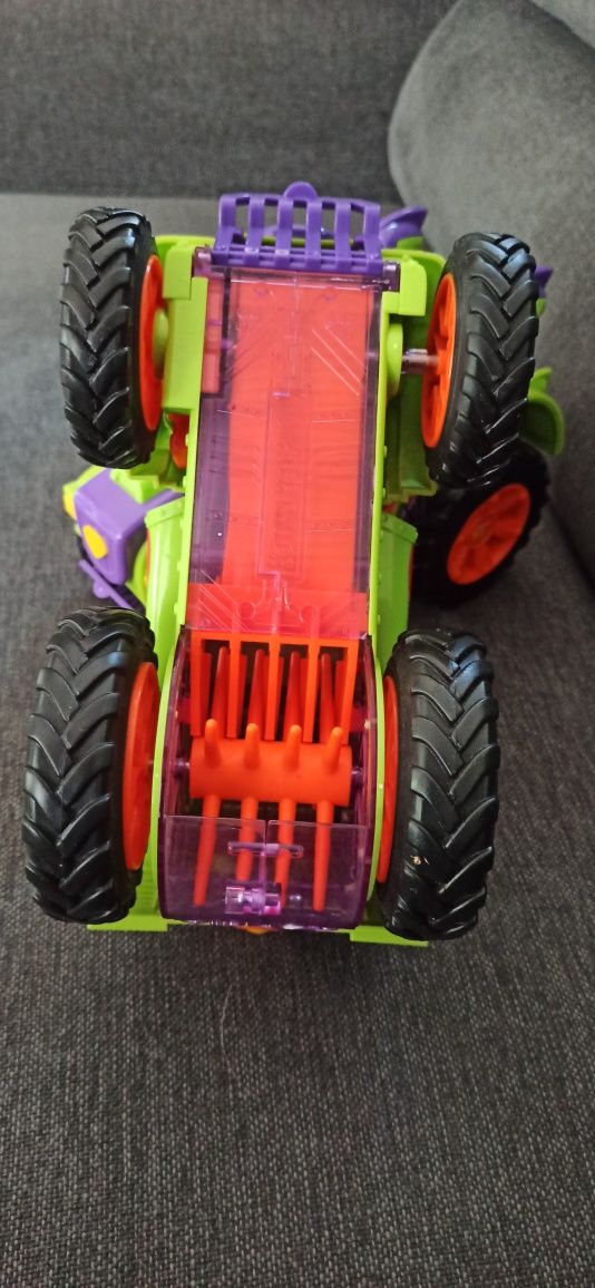 SuperZings S, pojazd Monster Roller Hydro Truck