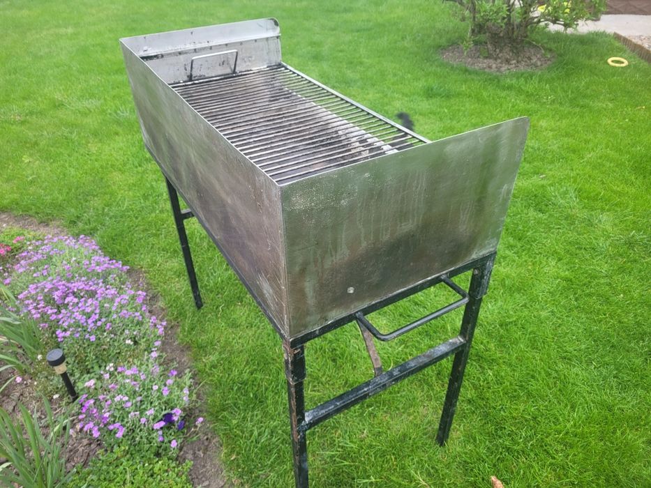 Duży grill catering impreza