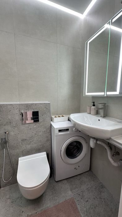 Здам 2-кімн.кв. по вул.Соборна, навпроти Галактики, центр