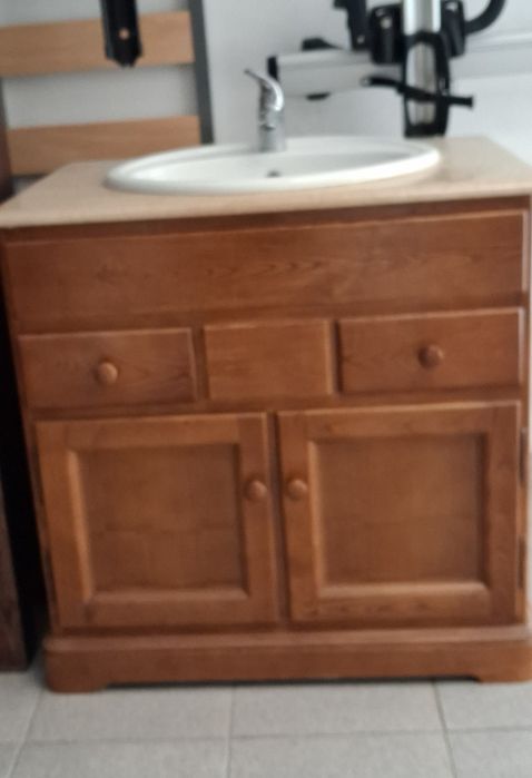 Móvel de casa de banho