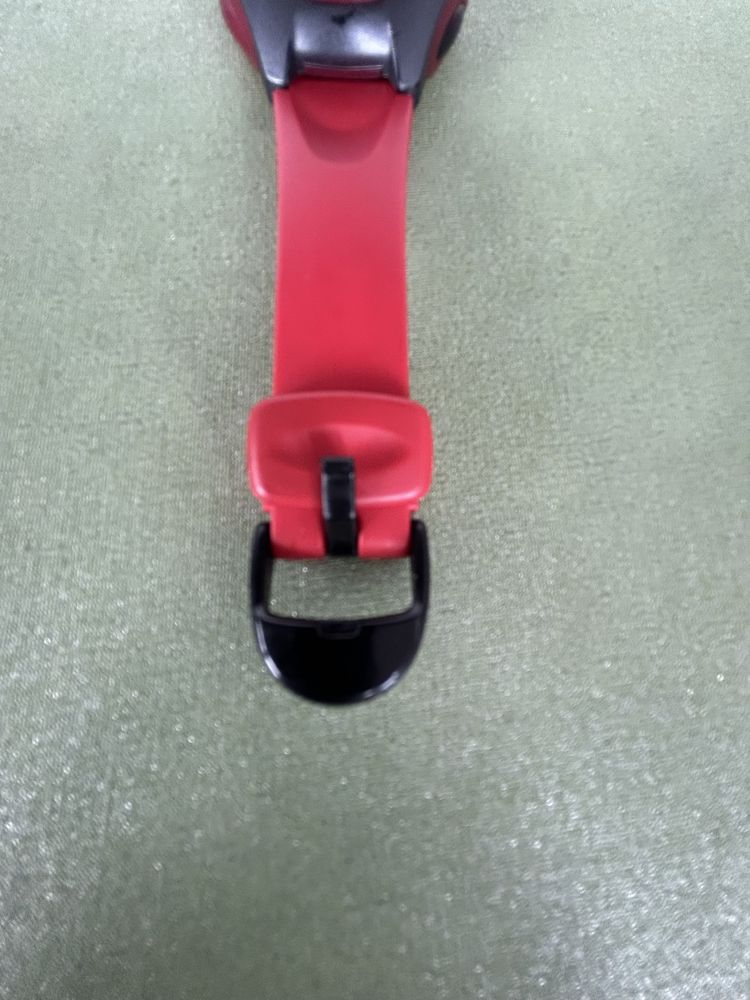 Relógio vermelho Casio