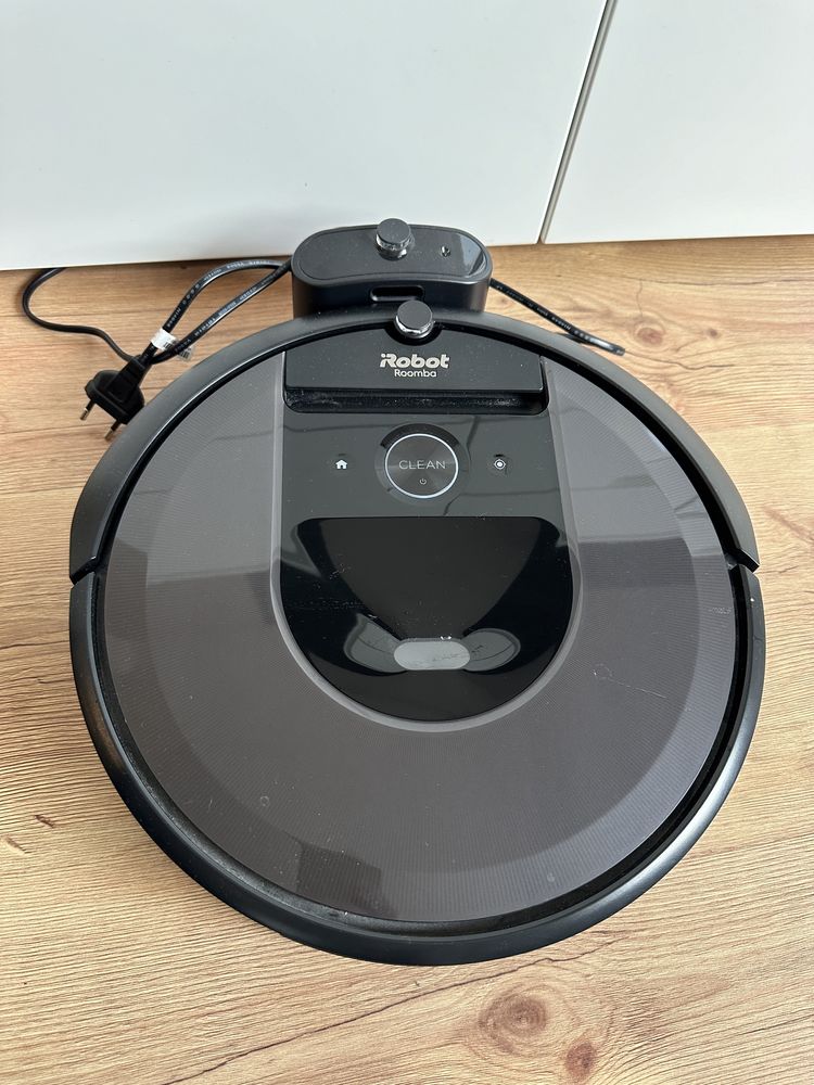 iRobot sprzątający Roomba i7