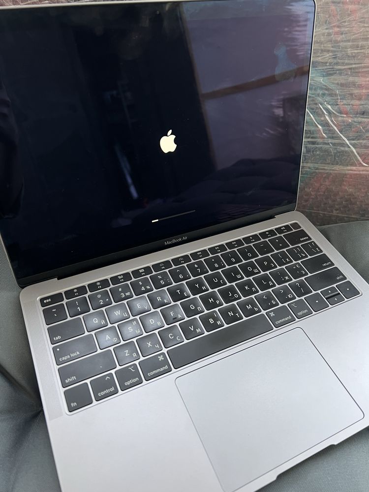 MacBook Air a1932 2018