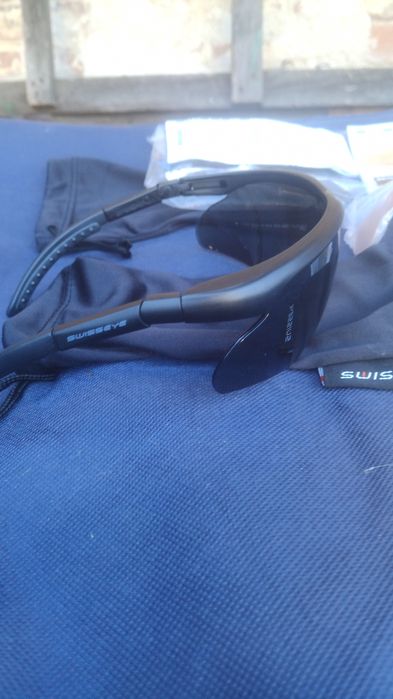 Балістичні окуляри Swiss Eys.Три змінних лінзи.Оправа чорна.