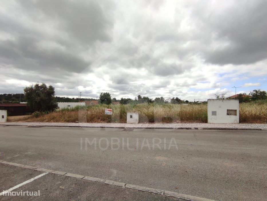 Terreno Urbano em Santo Estêvão