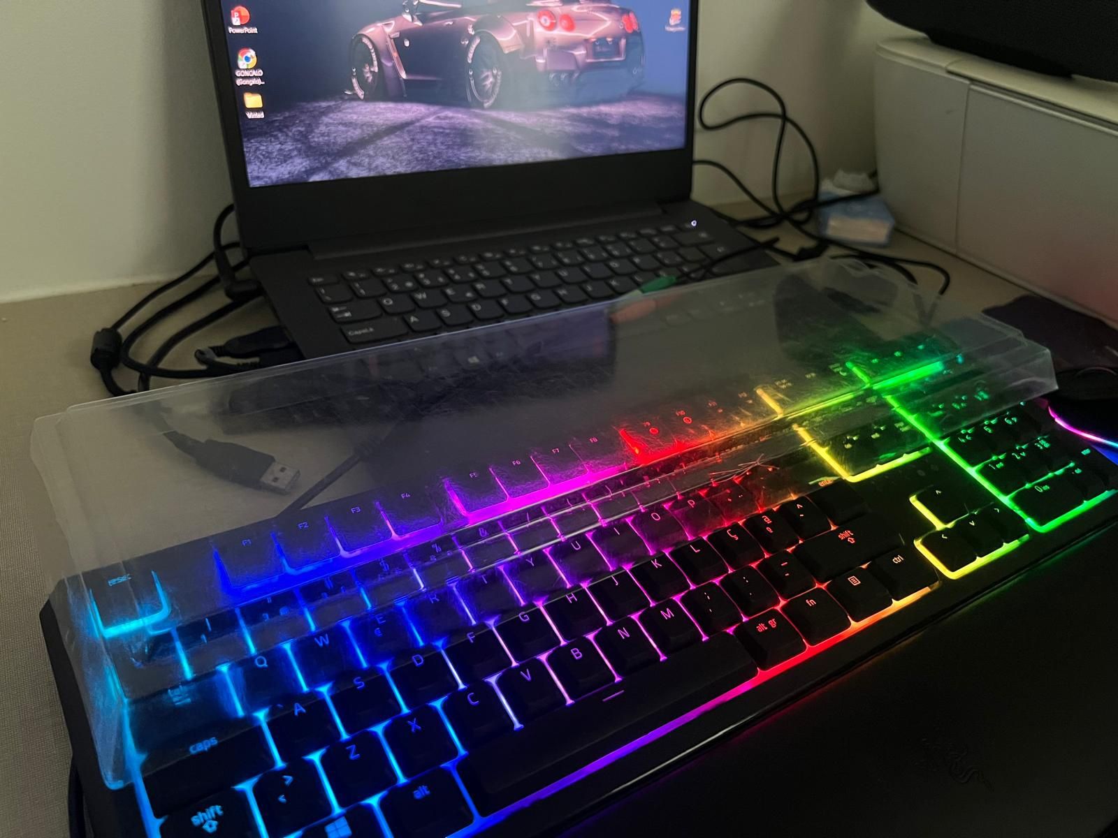 Teclado Razer Ornata V2