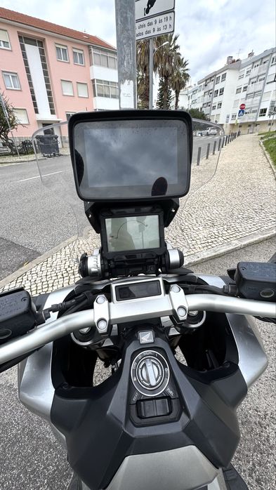 Honda X-ADV 750 + Topcase