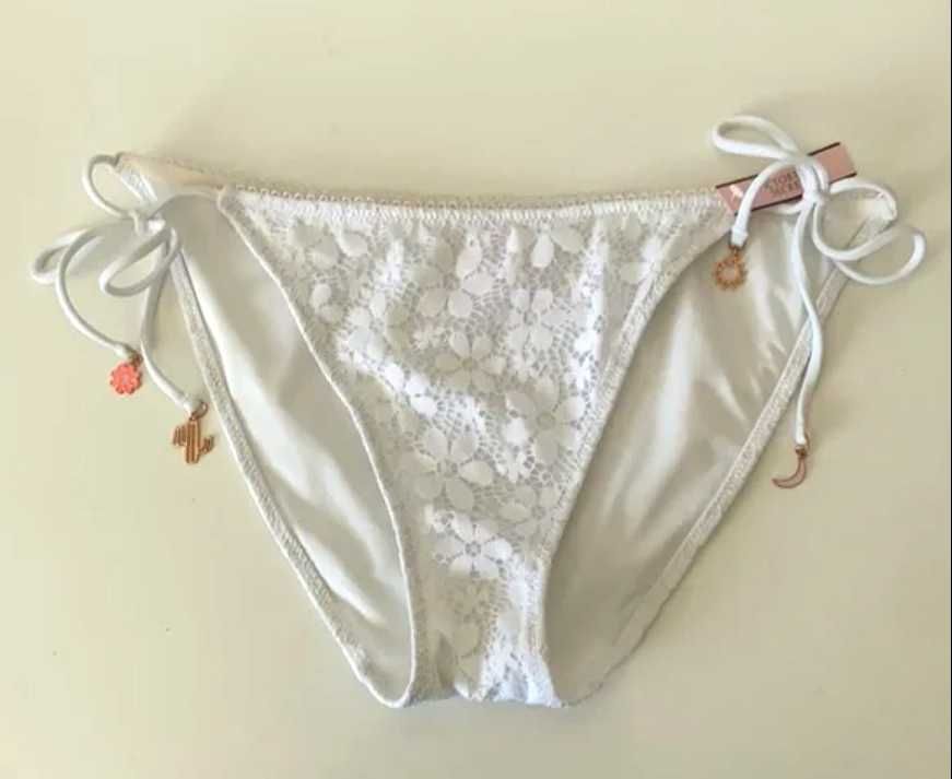 Victoria's Secret White Daisy Lace Bikini M