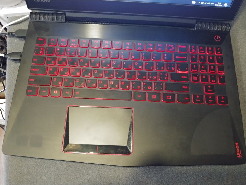 ноутбук lenovo legion y520, i5, 8ddr4, 256ssd, intelHD 630