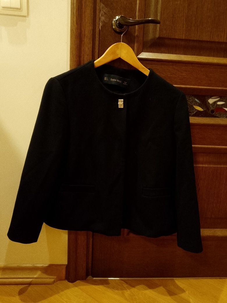 Піджак Zara, розмір L. Куртка