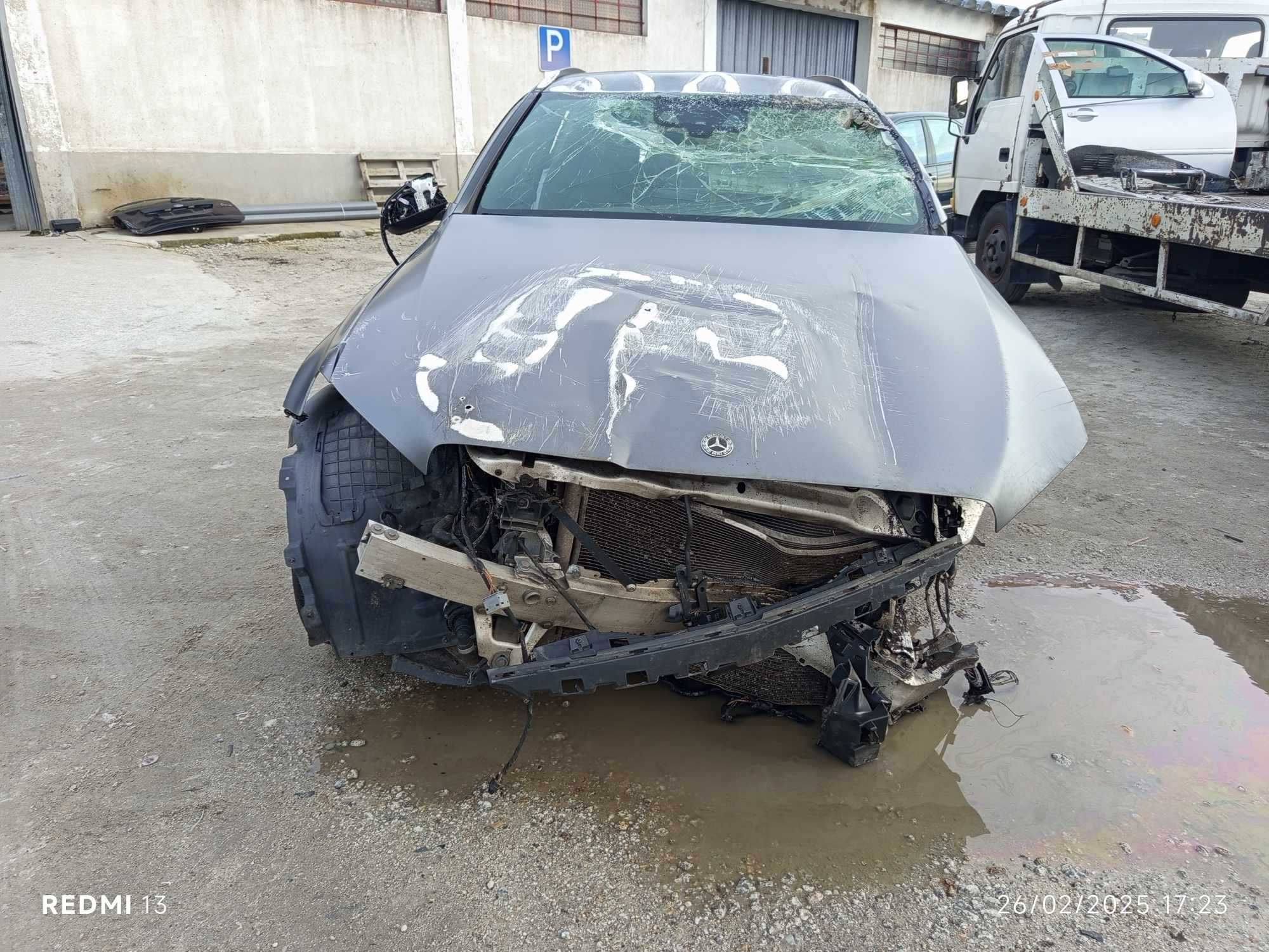 Para peças Mercedes-Benz C-Class  T-Model C 220 BlueTEC ano 2020