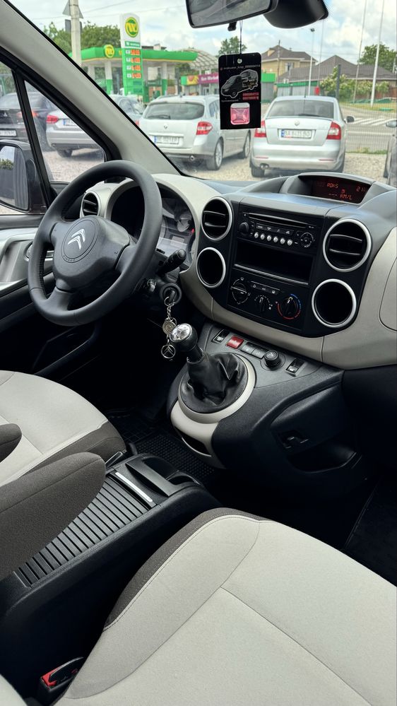 ПАСАЖИР Citroen Berlingo Сітроєн Берлінго 2013р 1.6 ГАЗ/БЕНЗ 5МКПП