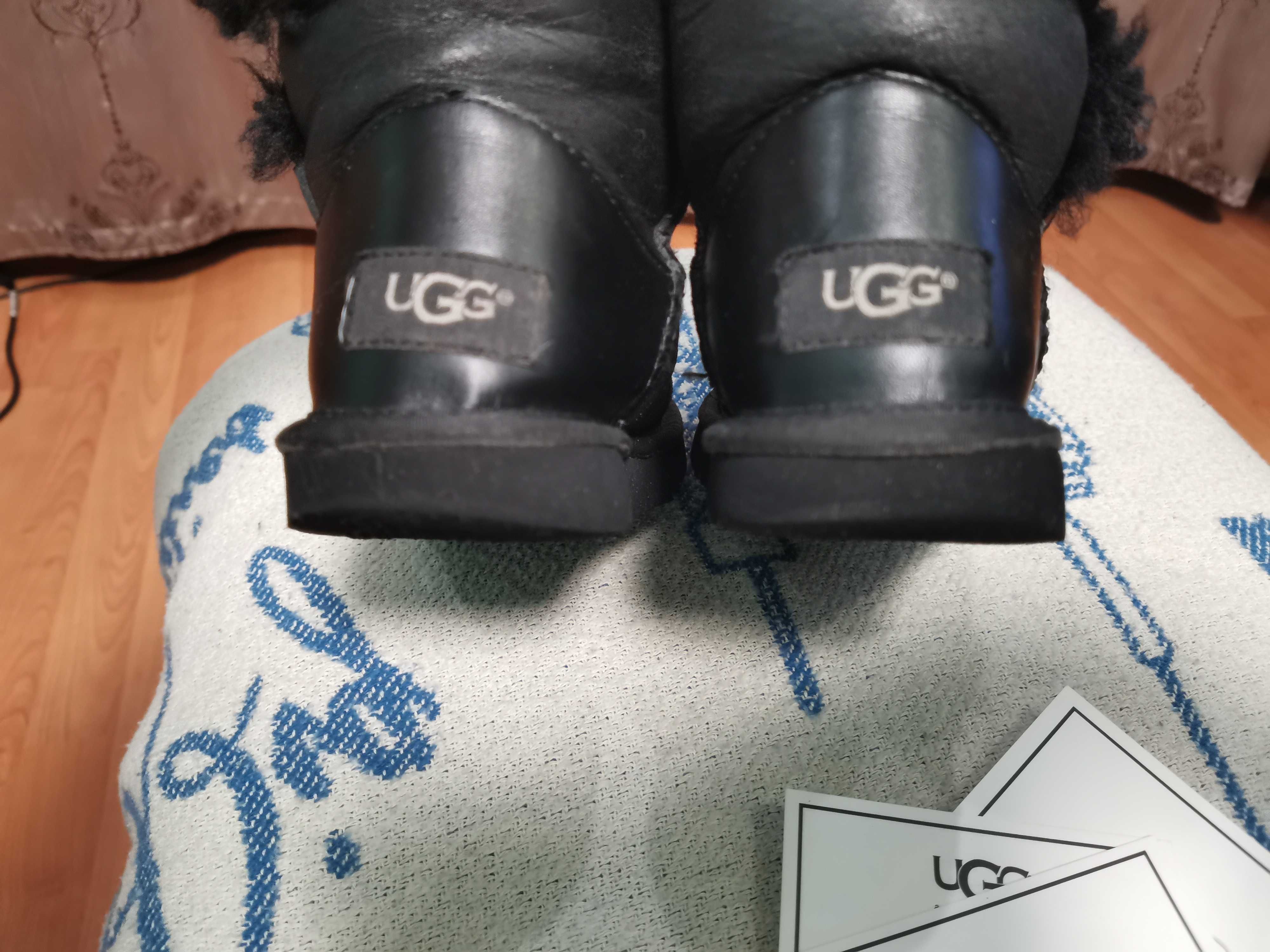 Угги для девочки UGG 5991T Bailey Button (EU32)