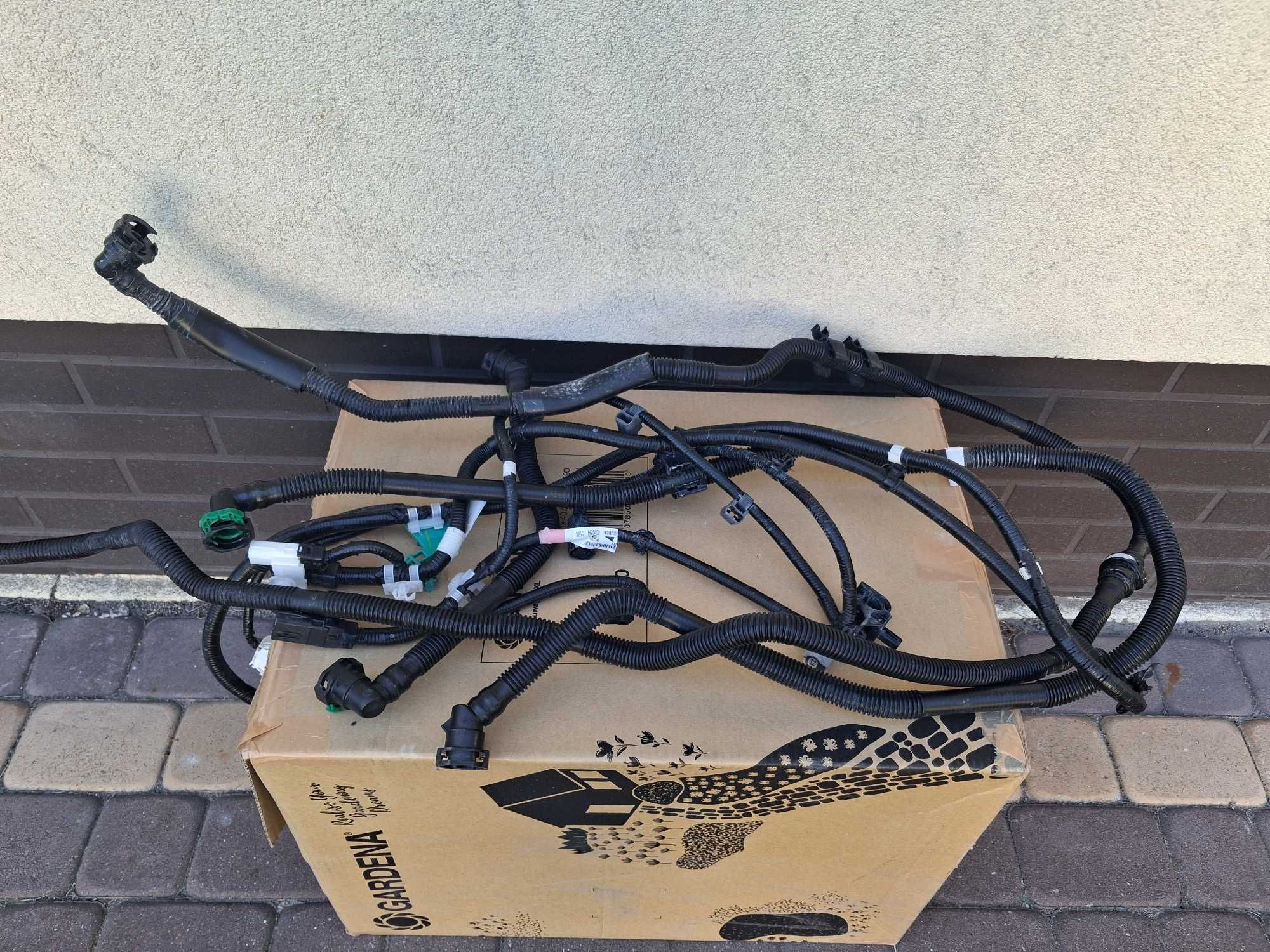Toyota Sienna 2.5 Hybrid XL40 21- rury filtra węglowego oparów paliwa