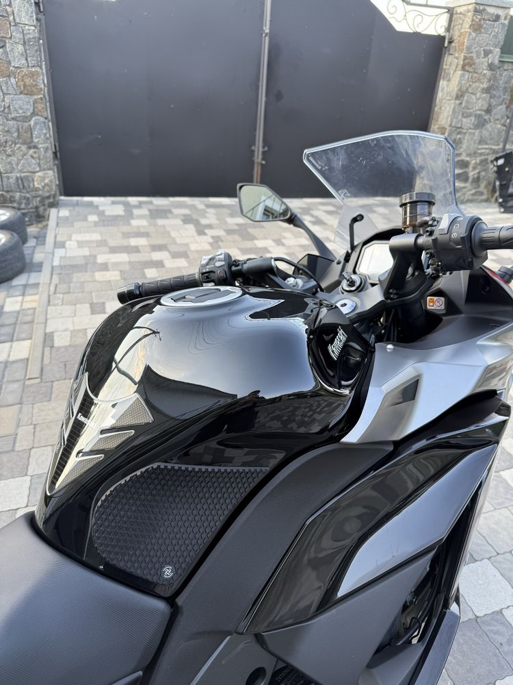 Kawasaki sx1000