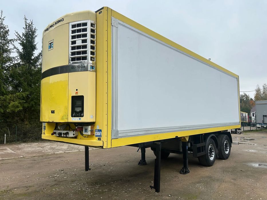 Schmitz Cargobull SKO 18 THERMO KING SL-100e / 2 OSIE / 22 PALETY / OŚ SKRĘTNA / ROLETA / SKRĘTNA OŚ NA OBROTNICY / IDEALNA POD DYSTRYBUCJĘ / ŚWIETNIE ZWROTNA KRÓTKA NACZEPA !!  OŚ SKRĘTNA Krótka zwrotna naczepa / Agregat chłodzi i grzeje / Roleta