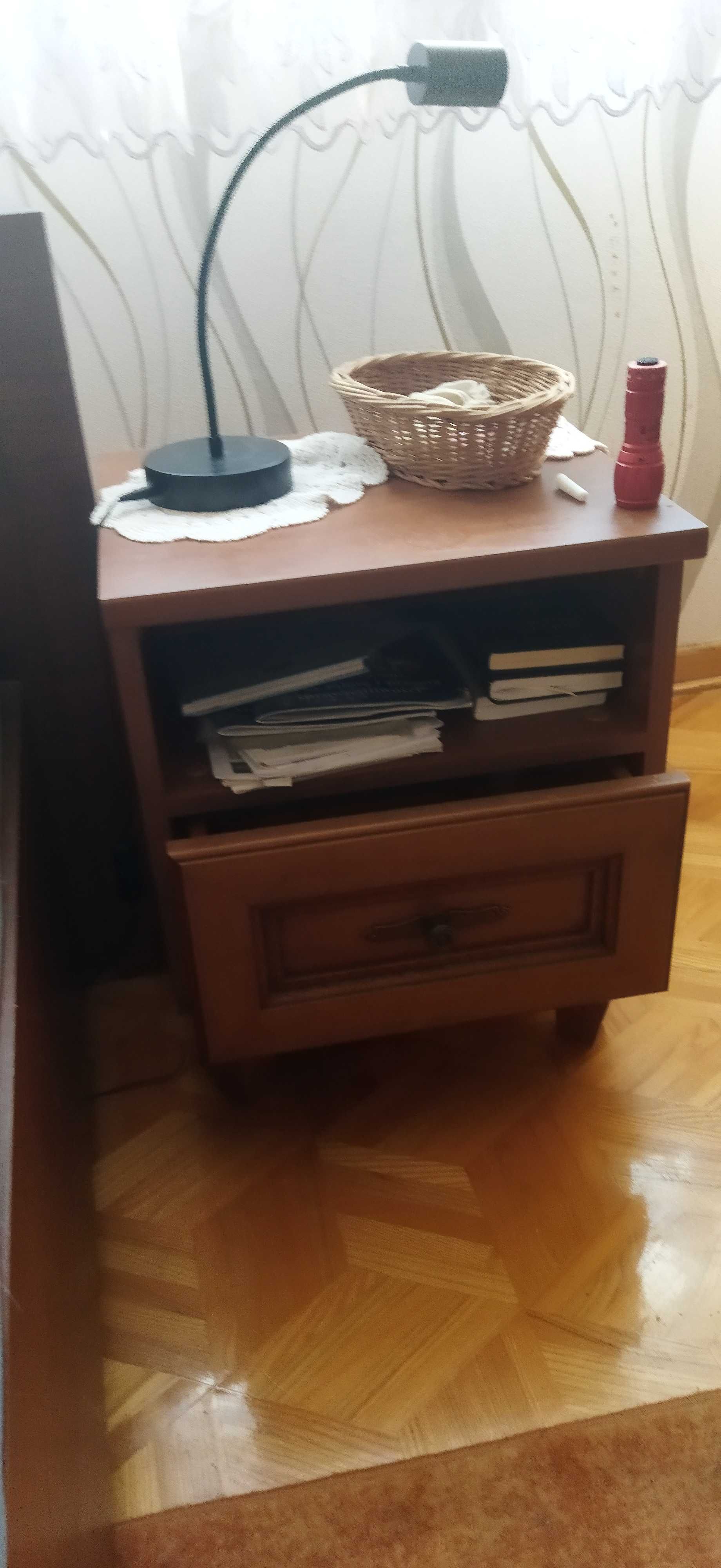Toaletka  do sypialni 2 szt