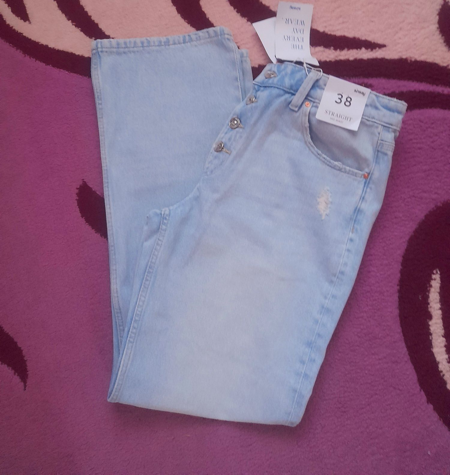 Жіночі джинси з розрізами, 38 розмір