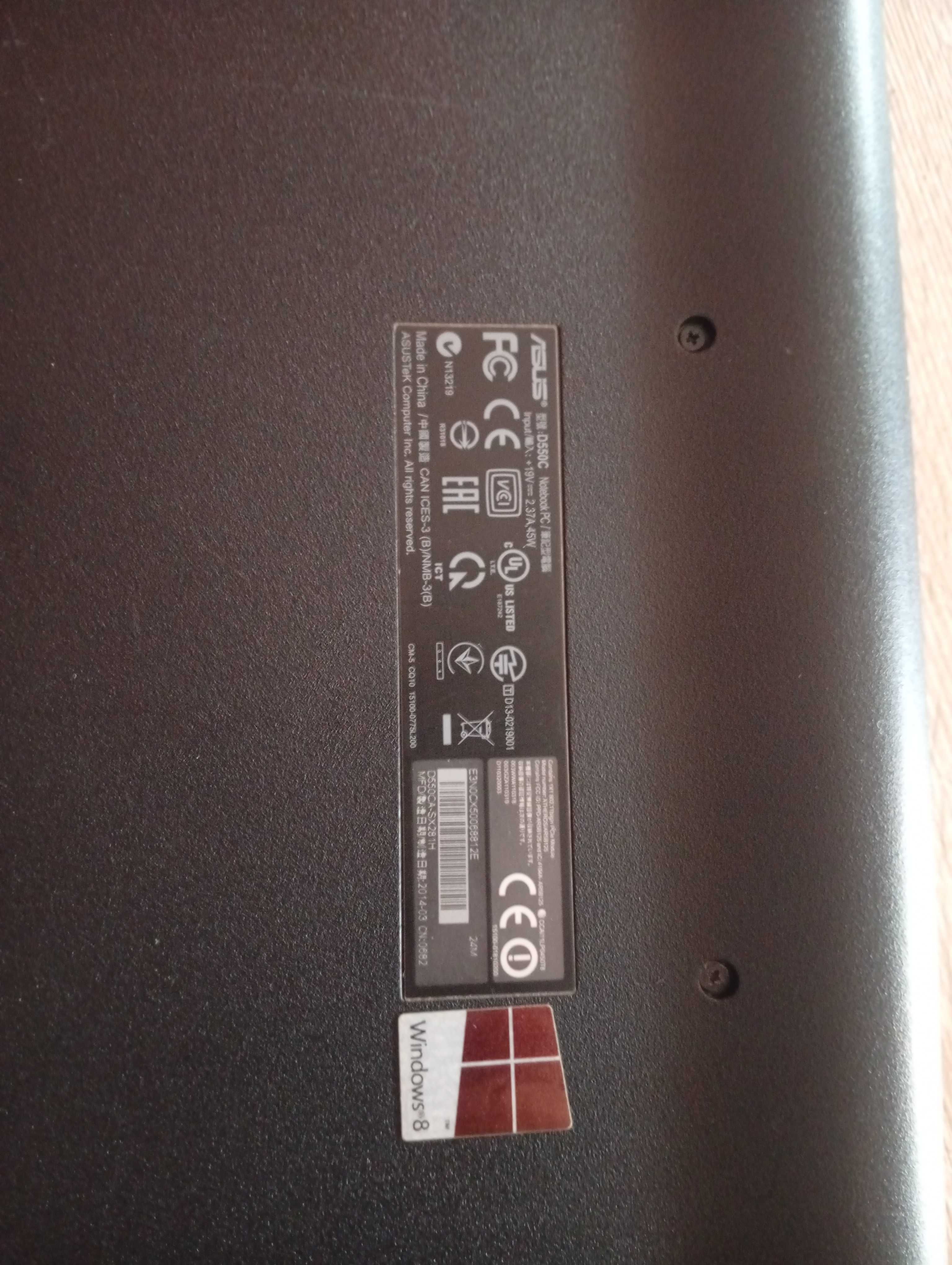 Laptop Asus z procesorem intel