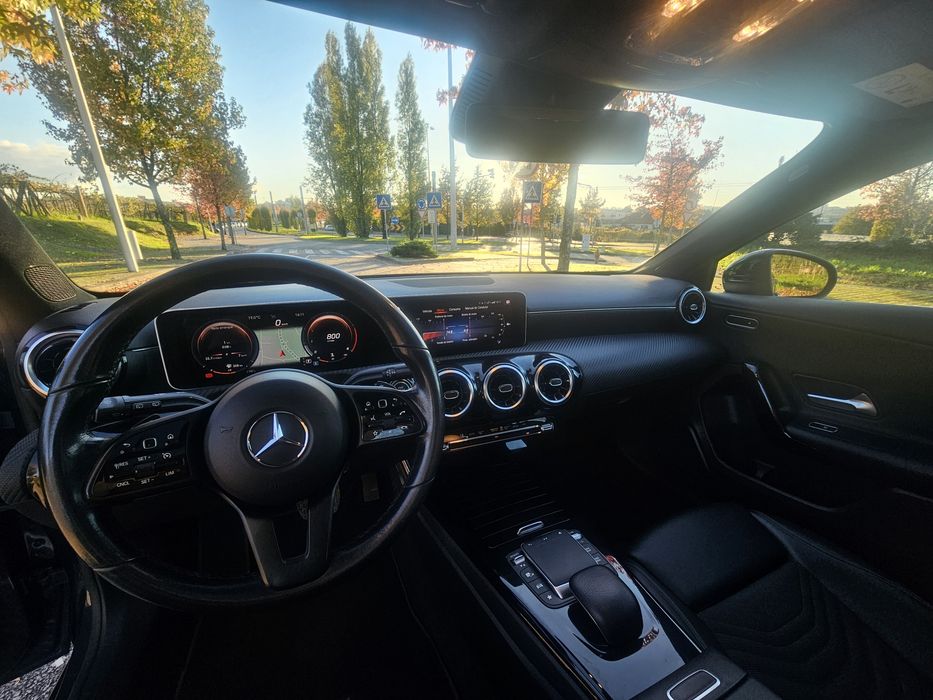 Mercedes-Benz A180 Automático