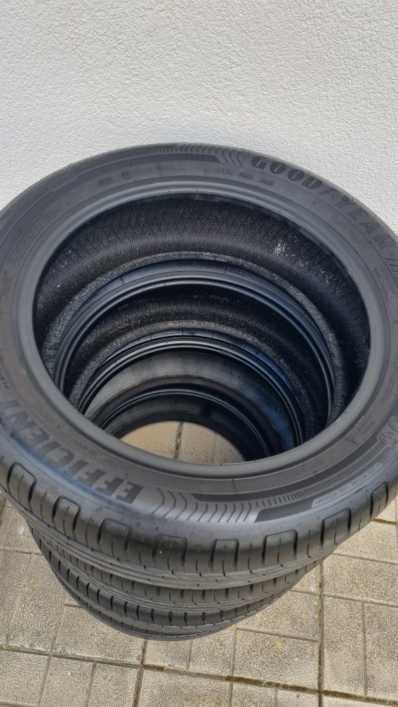 Резина летняя R17 205×55 Goodyear , Cleber