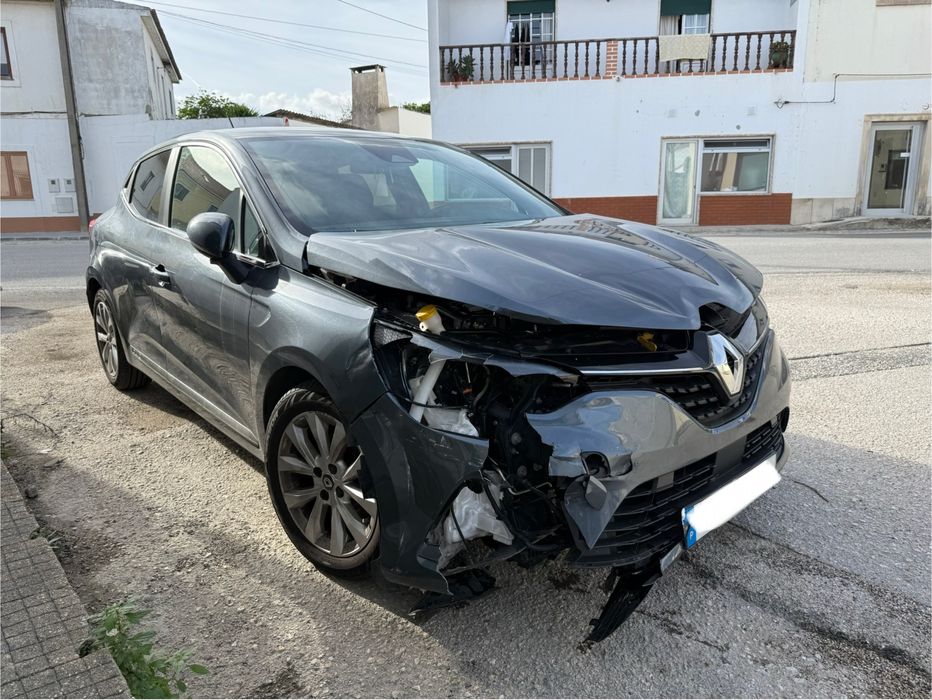 RENAULT CLIO V 1.5 Blue dci Diesel 116 CV 85 kw apenas 90 mil km