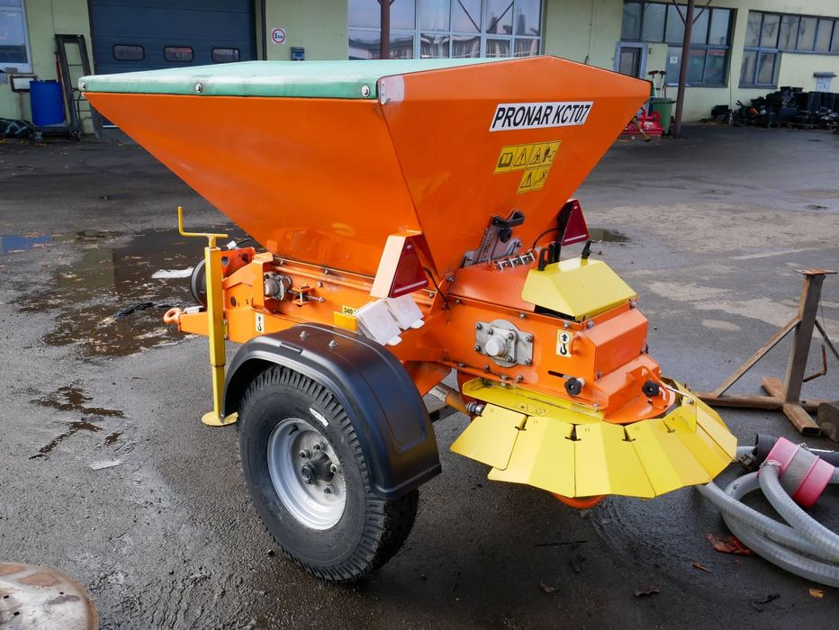 Pronar Posypywarka Pronar KCT07  NOWA | nieużywana | 2022r. | Dostępna od ręki | 1 szt. !