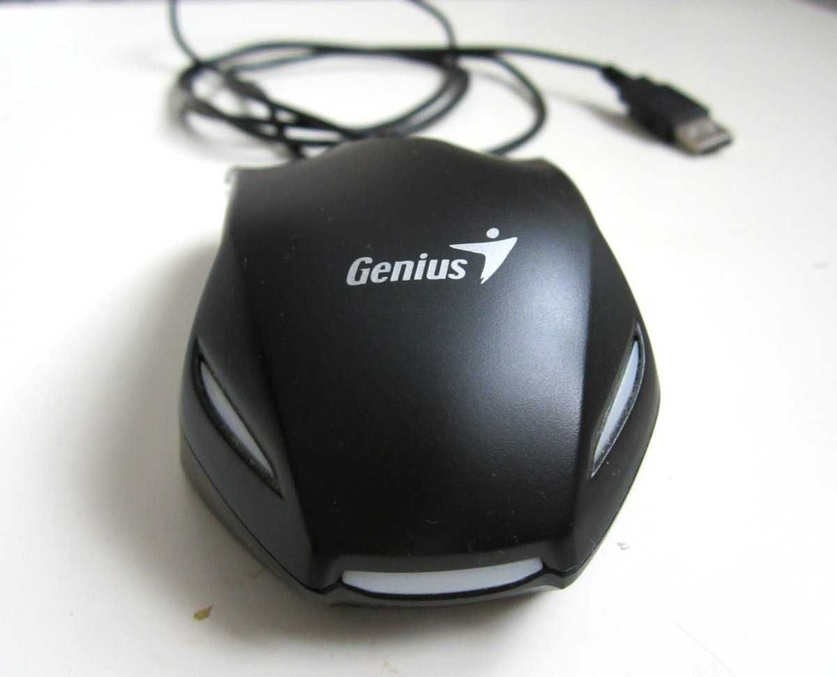 Мышь геймерская (с подсветкой) Genius X-G200 ,б/у