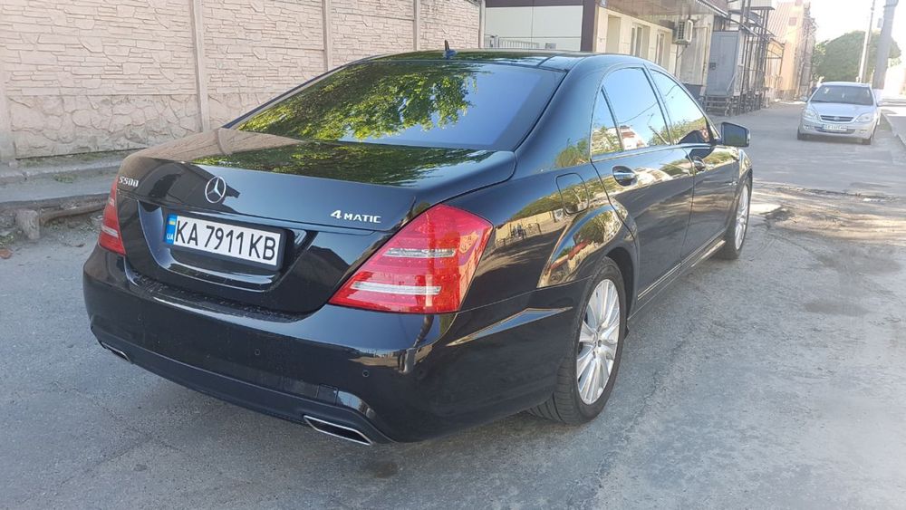 Mercedes Benz S 500 Long 4 Matic 2011г