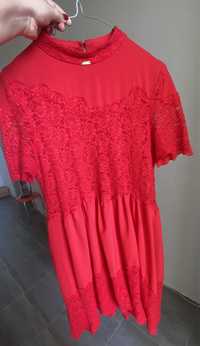 Женское красное платье