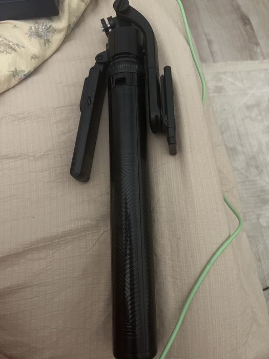 Штатив для телефона Selfie stick С18 з телескопічною ручною Чорний